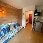 Location A 1500 شقة برا-لو